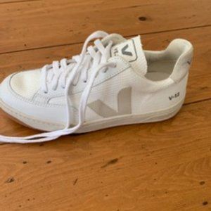 COPY - Veja V-12 B-Mesh White Natural, Eur -37
